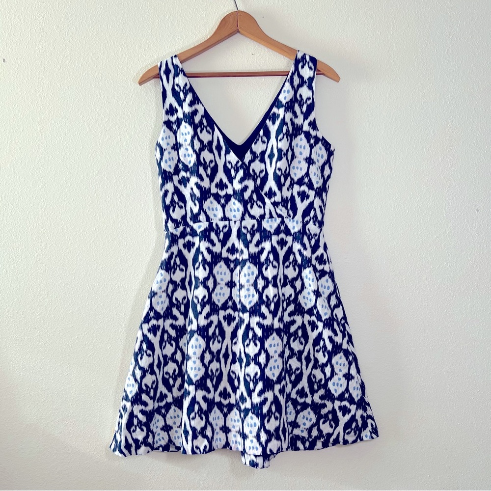 Gap Linen Sleeveless Dress V Neck Above Knee A-Line Pockets Ikat Design